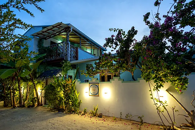 Keyodhoo — Blu Lodge, la struttura